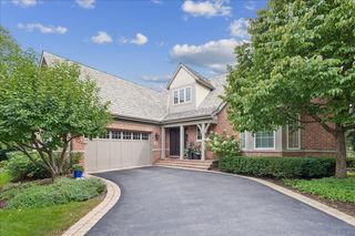 2419 Fox Meadow Circle, Northfield, IL 60093
