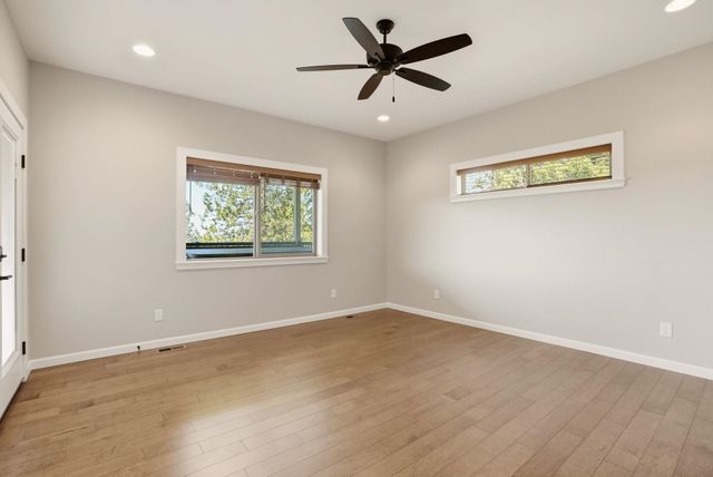 15415 E Timbercrest Ln, Mead, WA 99021