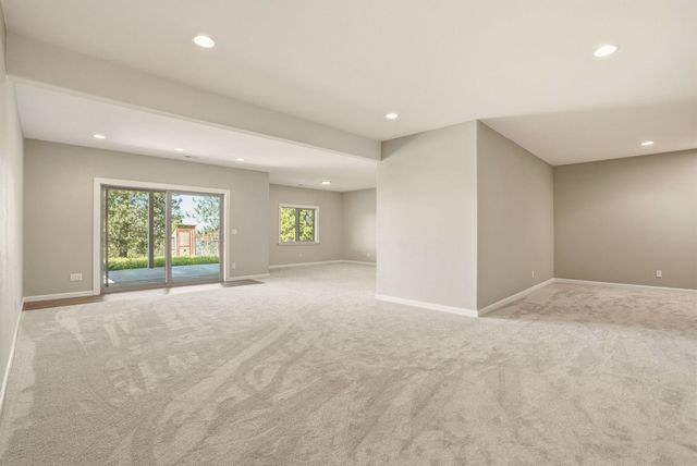 15415 E Timbercrest Ln, Mead, WA 99021