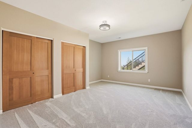 15415 E Timbercrest Ln, Mead, WA 99021