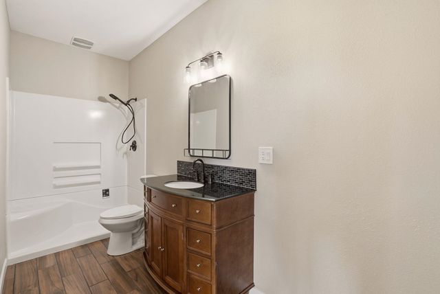 15415 E Timbercrest Ln, Mead, WA 99021