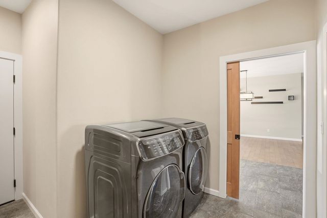 15415 E Timbercrest Ln, Mead, WA 99021