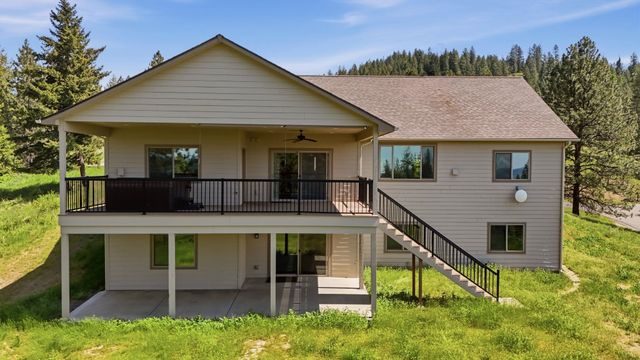 15415 E Timbercrest Ln, Mead, WA 99021