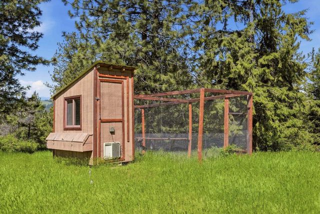 15415 E Timbercrest Ln, Mead, WA 99021