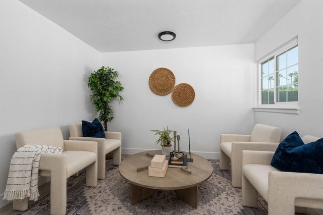 443 W Myers Avenue, Fresno, CA 93706
