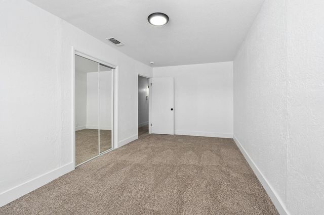 443 W Myers Avenue, Fresno, CA 93706