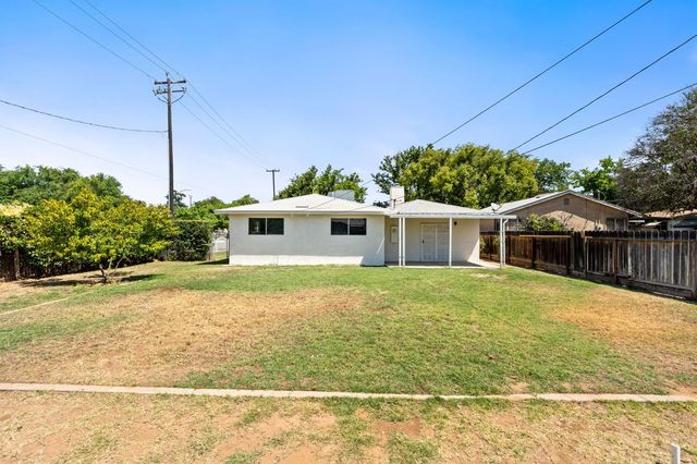443 W Myers Avenue, Fresno, CA 93706