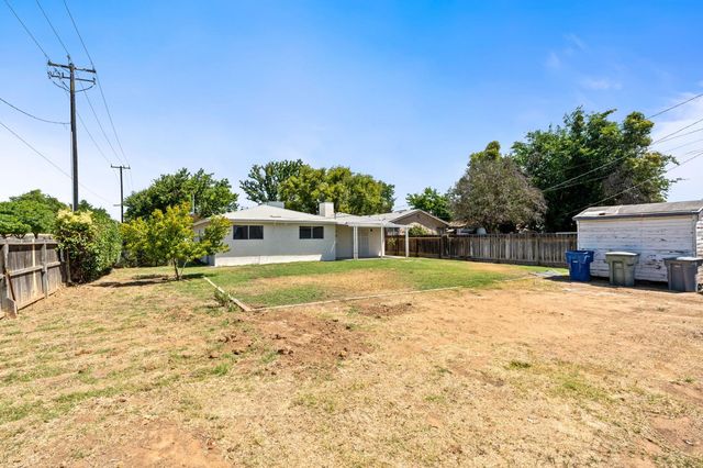 443 W Myers Avenue, Fresno, CA 93706