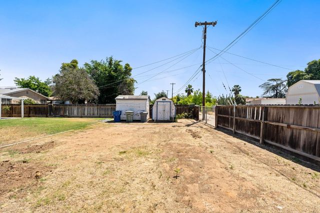 443 W Myers Avenue, Fresno, CA 93706