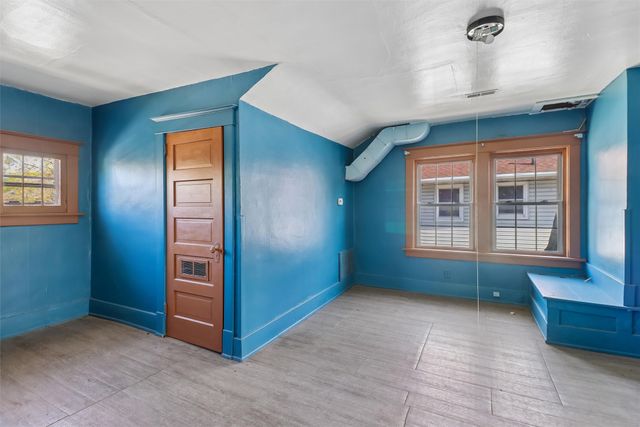 3103 1st Street, Des Moines, IA 50313