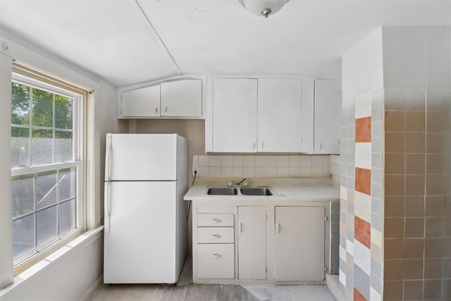 3103 1st Street, Des Moines, IA 50313