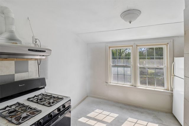 3103 1st Street, Des Moines, IA 50313