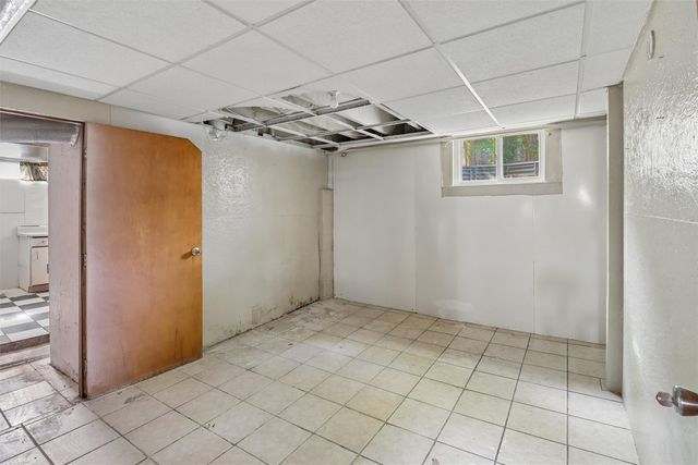 3103 1st Street, Des Moines, IA 50313