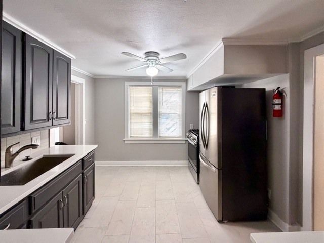 609 1st Street 1, Libertyville, IL 60048