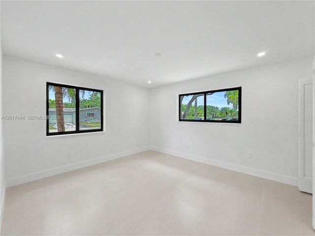 8340 SW 154th Ter, Palmetto Bay, FL 33157