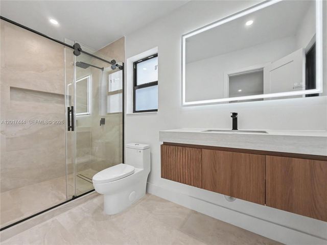 8340 SW 154th Ter, Palmetto Bay, FL 33157