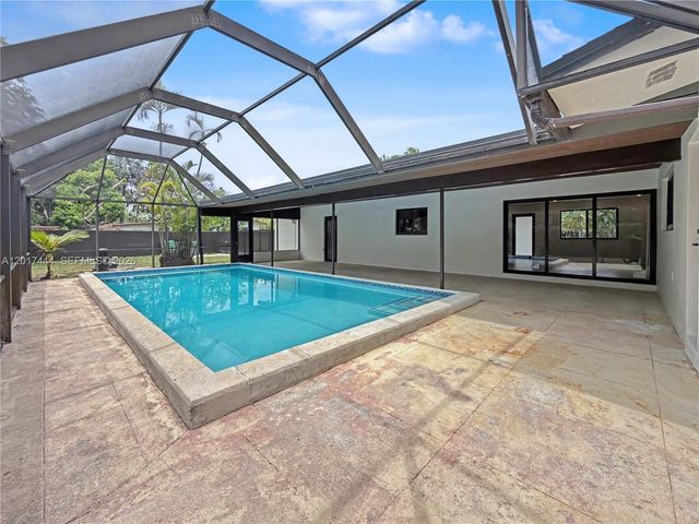 8340 SW 154th Ter, Palmetto Bay, FL 33157