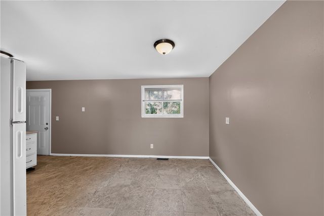 906 Miller Avenue, Trotwood, OH 45417