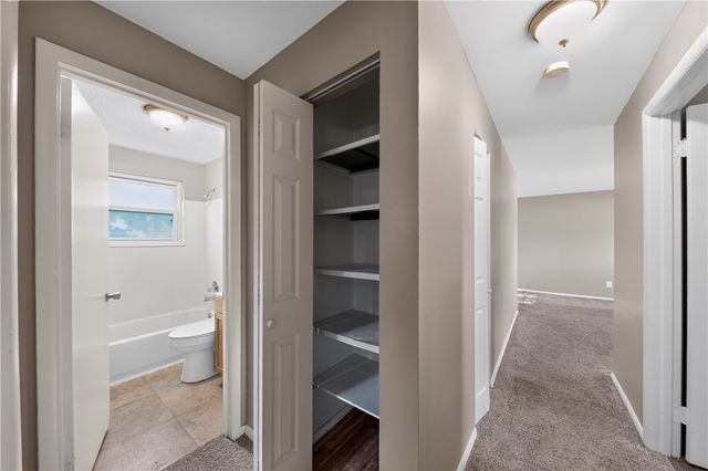 906 Miller Avenue, Trotwood, OH 45417