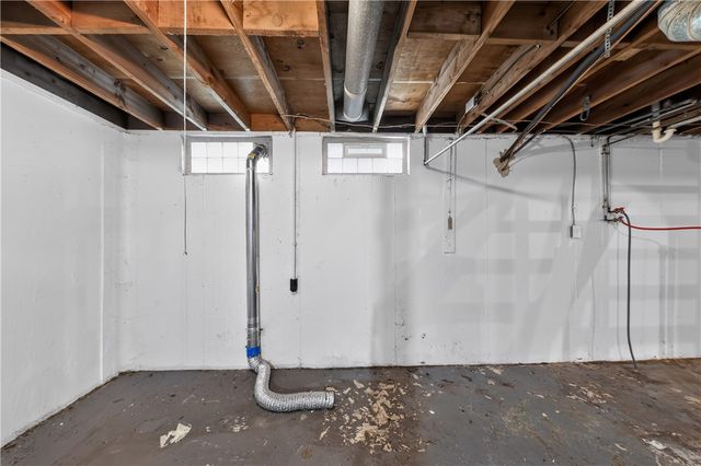 906 Miller Avenue, Trotwood, OH 45417