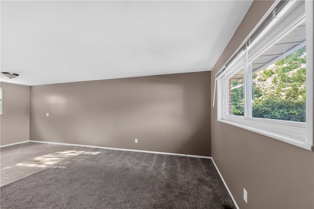 906 Miller Avenue, Trotwood, OH 45417