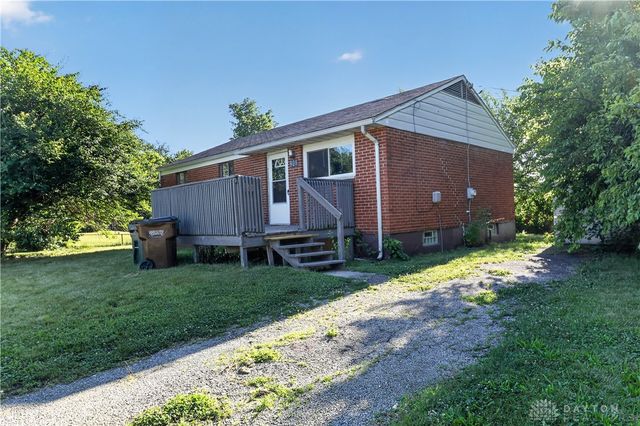 906 Miller Avenue, Trotwood, OH 45417