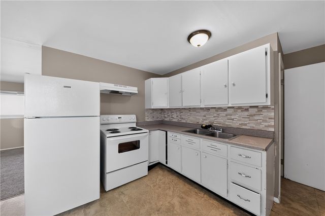 906 Miller Avenue, Trotwood, OH 45417