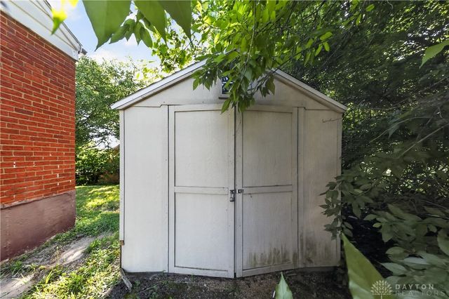 906 Miller Avenue, Trotwood, OH 45417