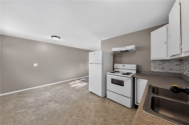 906 Miller Avenue, Trotwood, OH 45417