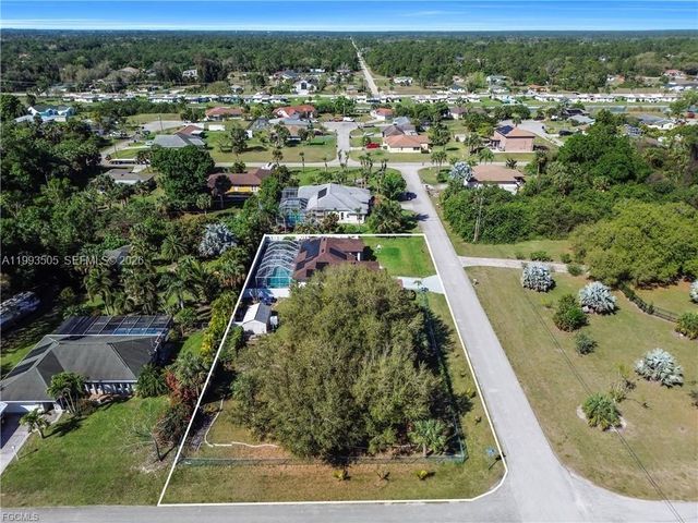 2504 E 7th ST, Lehigh Acres, FL 33936