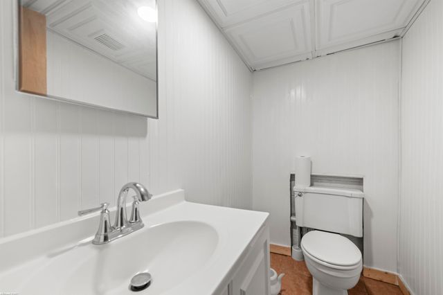 4757 Frazho Road, Warren, MI 48091