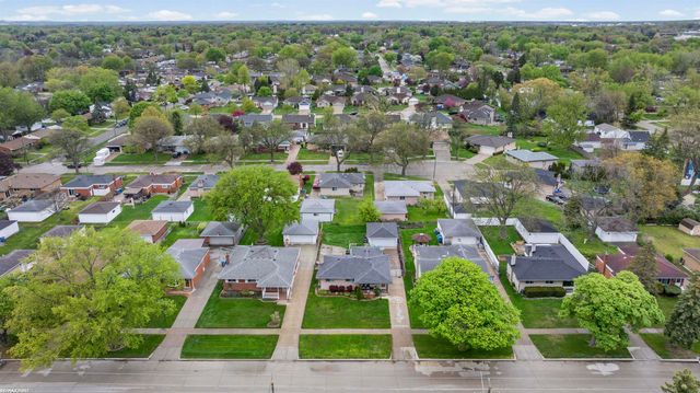 4757 Frazho Road, Warren, MI 48091
