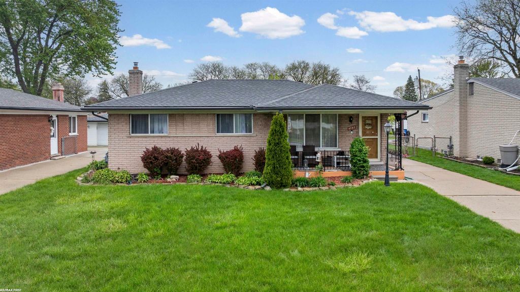 4757 Frazho Road, Warren, MI 48091