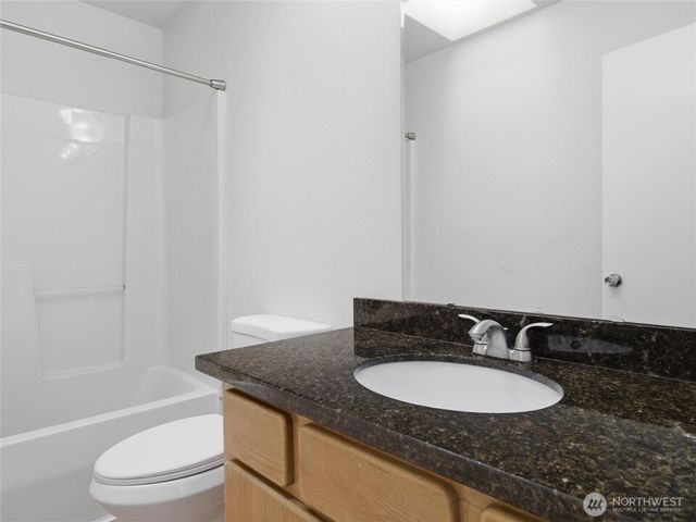 3202 240th Street Ct E, Spanaway, WA 98387