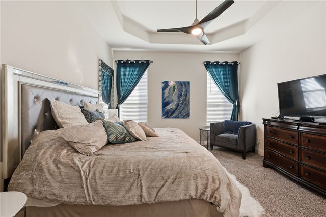 11024 Gold Pan Trail, Aubrey, TX 76227