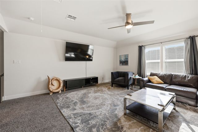 11024 Gold Pan Trail, Aubrey, TX 76227