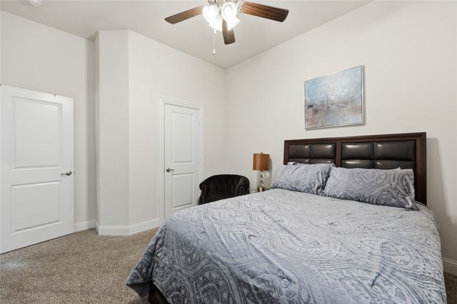 11024 Gold Pan Trail, Aubrey, TX 76227