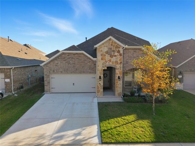 11024 Gold Pan Trail, Aubrey, TX 76227