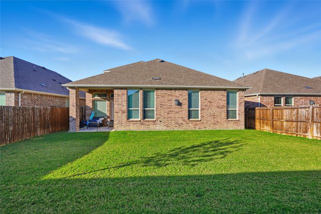 11024 Gold Pan Trail, Aubrey, TX 76227