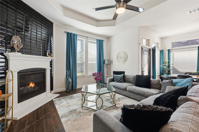 11024 Gold Pan Trail, Aubrey, TX 76227