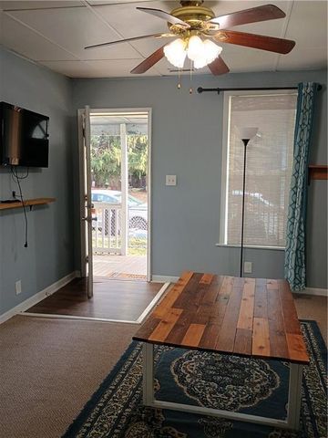 123 W Valley Street, St Joseph, MO 64504