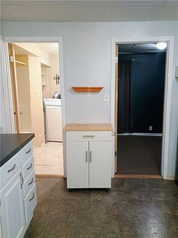 123 W Valley Street, St Joseph, MO 64504