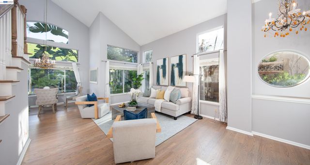 35172 King Ct., Fremont, CA 94536