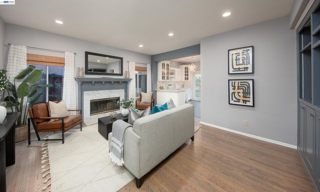 35172 King Ct., Fremont, CA 94536