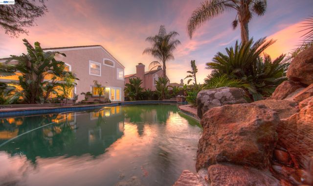 35172 King Ct., Fremont, CA 94536