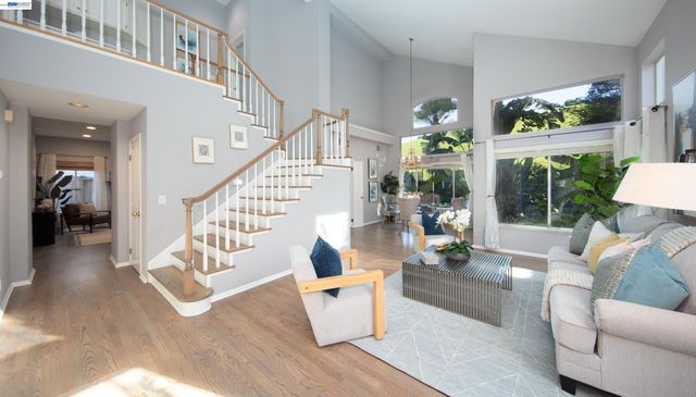 35172 King Ct., Fremont, CA 94536