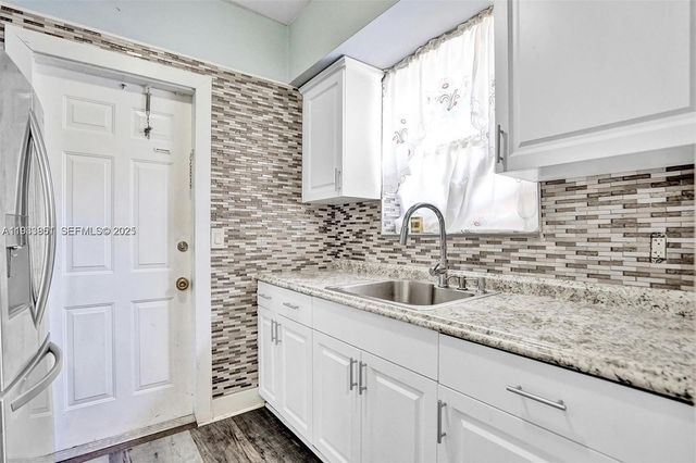 1868 NW 64th St, Miami, FL 33147