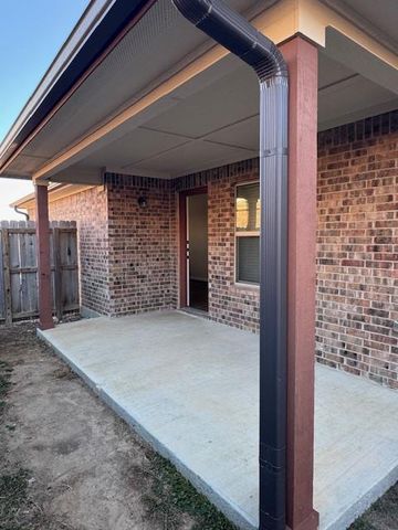 101 Calvin Smith LN B, Jarrell, TX 76537