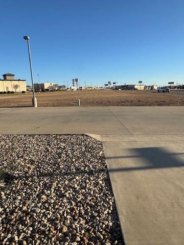 101 Calvin Smith LN B, Jarrell, TX 76537