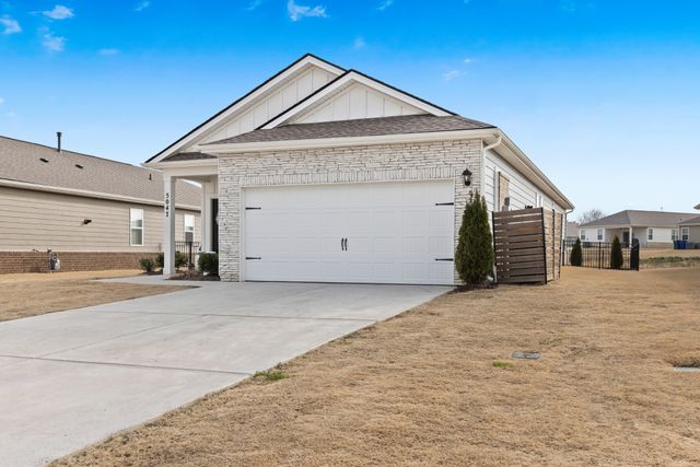 5047 Espy Ave, White House, TN 37188